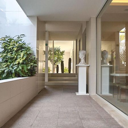 Soglow Business Class Hotel Молфета Екстериор снимка