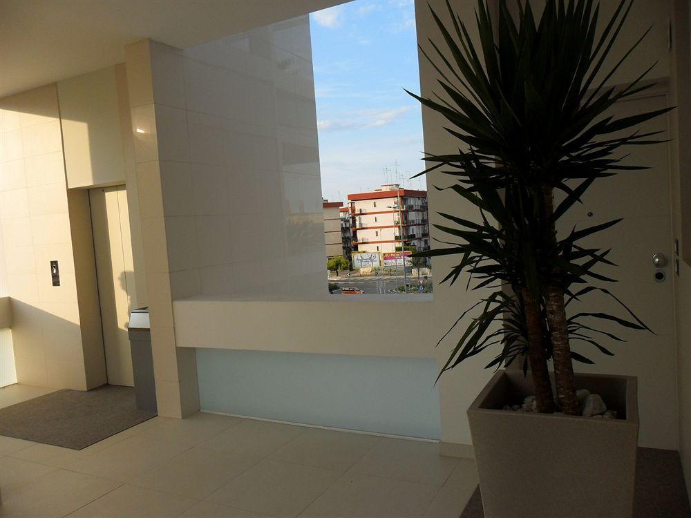 Soglow Business Class Hotel Молфета Екстериор снимка